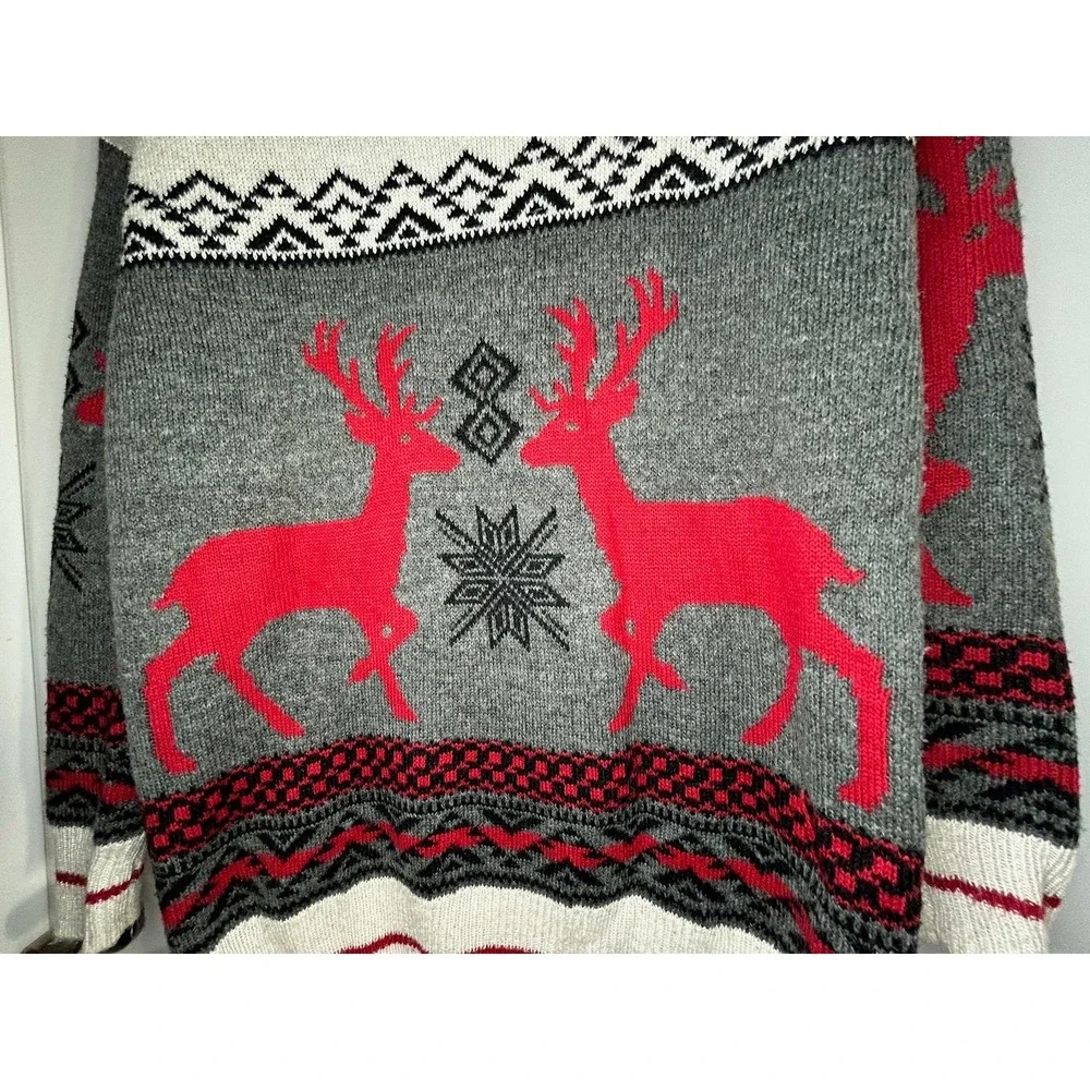 Vintage Mossimo Reindeer Snowflakes AOP Christmas Crewneck Sweater No Flaws‎